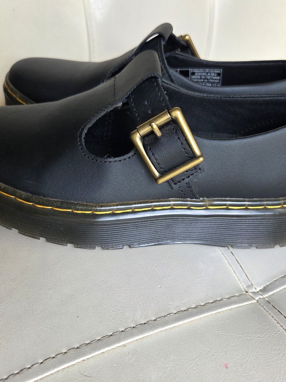 Dr. Martens Zavala Mary Janes